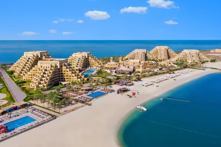 RIXOS BAB AL BAHR
