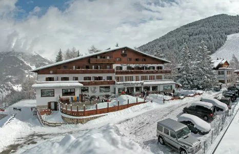 Hotel Vallechiara