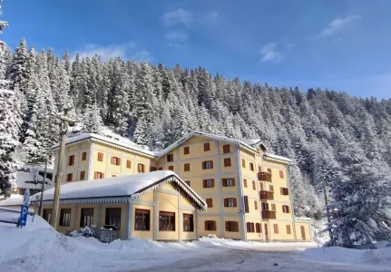 Hotel Trinité