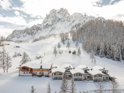 Apartments Prati di Croda Rossa