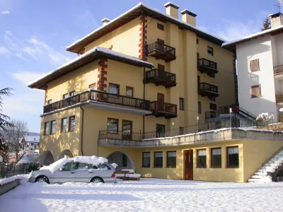 Hotel Corona