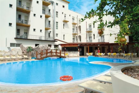 Ferretti Club Angelini
