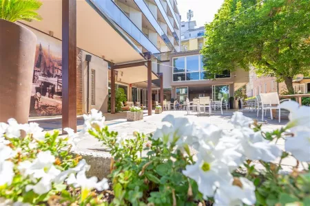 Hotel Airone