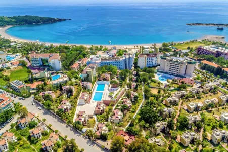 Mira Meridia Beach