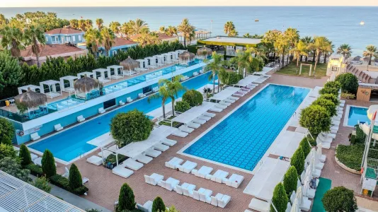 Q Premium Resort