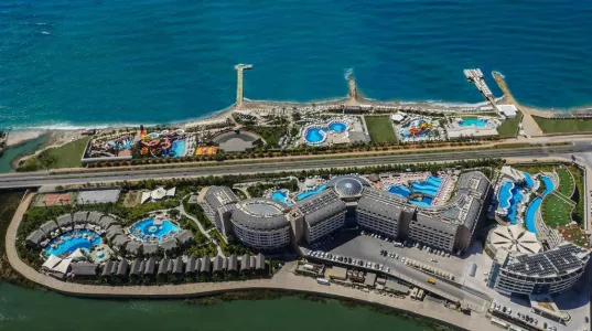 Long Beach Resort & SPA