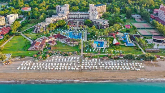 Crystal TAT Beach Golf Resort & SPA