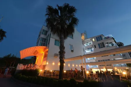 Viking Beach Hotel