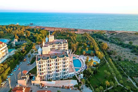 Hotel Royal Atlantis Beach