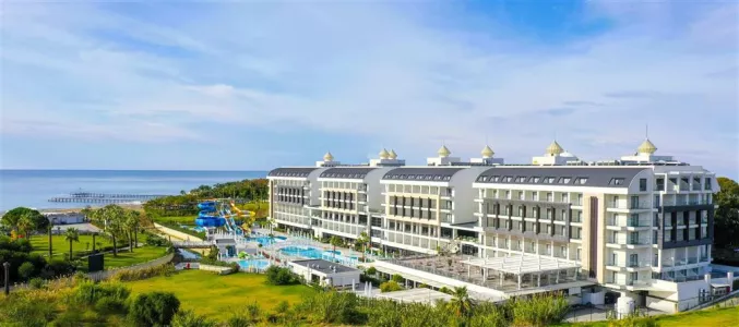 Diamond De Luxe Hotel & Spa