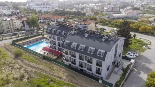 A Hotel Side