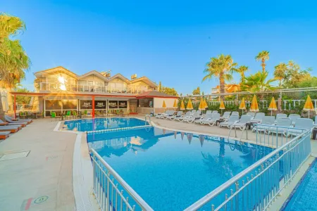 Hotel Sayanora Park