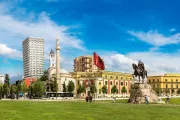 Tirana - pulzujúce srdce Albánska