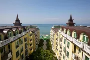 Amore Beach Hotel
