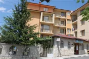 Cris Family Hotel