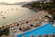 Maestral Resort & Casino