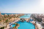 Sunny Days El Palacio