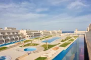 Diamond beach by Pearl Resort