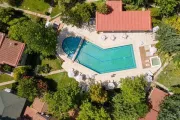 Petrino ECO Village