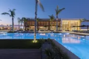 Hotel D