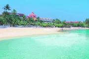 Coco Reef Resort & Spa