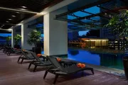 VE Hotel & Residence