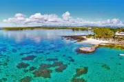 Hotel Le Peninsula Bay Beach Resort & Spa