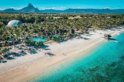 Hotel La Pirogue Resort & Spa