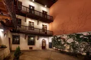 Golebia 8 Residence