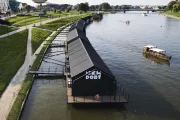 New Port Hotel