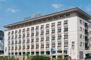 Hotel Devin