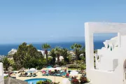REGENCY TORVISCAS APARTMENTS AND SUITES