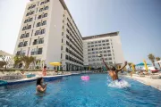 Rove La Mer Beach