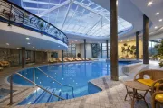 Hotel Bristol Buja