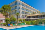 Marina Palace