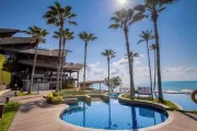 Nora Buri Resort & Spa