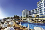 Azura Deluxe Resort & SPA