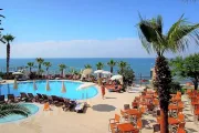 Anitas Beach Hotel