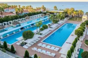 Q Premium Resort