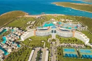 Aquasis De Luxe Resort & Spa