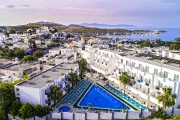 Club Shark Hotel