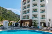Supreme Beach Hotel
