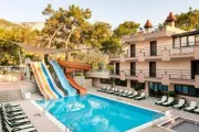 Aleria Belport Beach Hotel