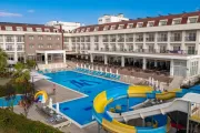 White Lilyum Hotel