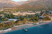 Crystal Deluxe Resort & Spa