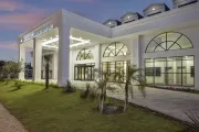 Arcanus Trendline Resort Side