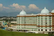 Dream World Aqua Resort & SPA